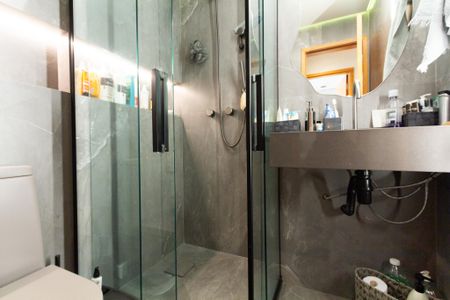 Apartamento à venda com 70m², 2 quartos e 1 vaga Apartamento à venda com 70m², 2 quartos e 1 vagaBanheiro