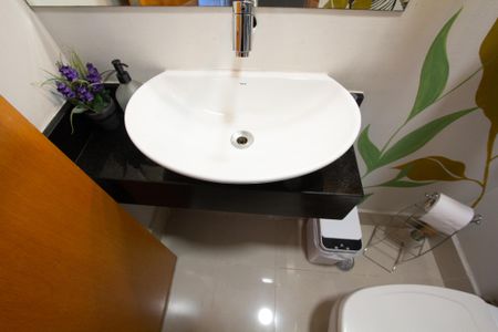 Apartamento à venda com 70m², 2 quartos e 1 vaga Apartamento à venda com 70m², 2 quartos e 1 vagaLavabo