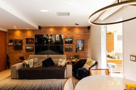 Apartamento à venda com 70m², 2 quartos e 1 vaga Apartamento à venda com 70m², 2 quartos e 1 vagaSala