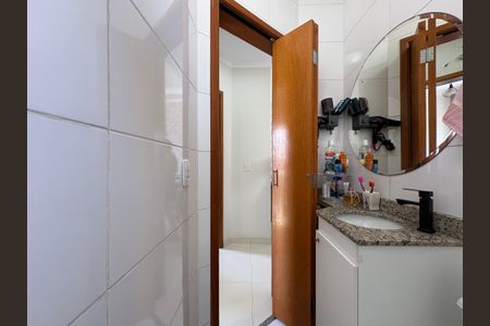 Apartamento à venda com 65m², 2 quartos e 1 vagaBanheiro