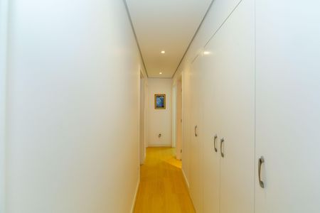 Apartamento à venda com 136m², 4 quartos e 3 vagasCorredor