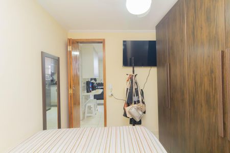 Quarto 2 de apartamento à venda com 3 quartos, 56m² em Conjunto Residencial José Bonifácio, São Paulo