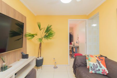 Sala de apartamento à venda com 3 quartos, 56m² em Conjunto Residencial José Bonifácio, São Paulo