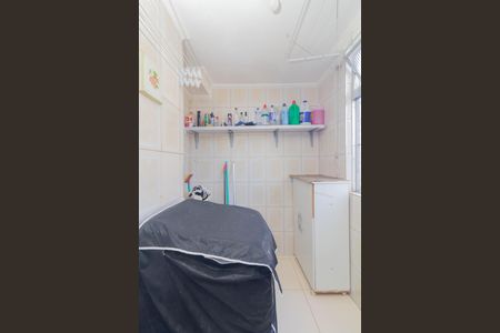 Apartamento à venda com 56m², 3 quartos e 1 vaga Apartamento à venda com 56m², 3 quartos e 1 vagaÁrea de Serviço