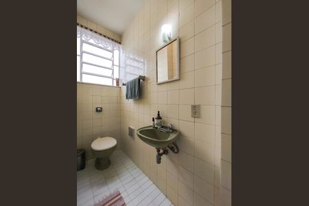 Apartamento à venda com 136m², 4 quartos e 1 vagaLavabo