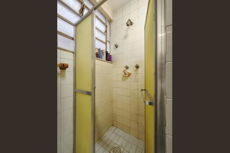 Apartamento à venda com 136m², 4 quartos e 1 vagaBanheiro da Suíte