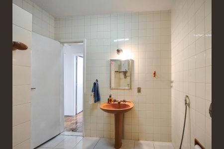 Apartamento à venda com 136m², 4 quartos e 1 vagaBanheiro Corredor