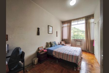 Apartamento à venda com 136m², 4 quartos e 1 vagaSuíte