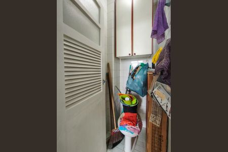 Apartamento à venda com 136m², 4 quartos e 1 vagaBanheiro de serviço