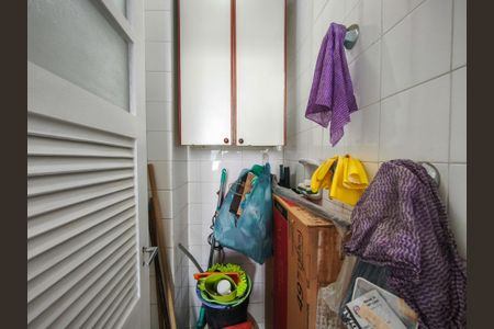 Apartamento à venda com 136m², 4 quartos e 1 vagaBanheiro de serviço