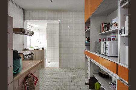 Apartamento à venda com 136m², 4 quartos e 1 vagaCozinha