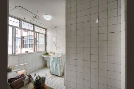 Apartamento à venda com 136m², 4 quartos e 1 vagaÁrea de Serviço