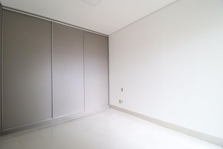 Apartamento para alugar com 137m², 3 quartos e 2 vagasQuarto 3 - Suíte