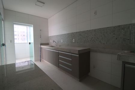 Apartamento para alugar com 137m², 3 quartos e 2 vagasCozinha