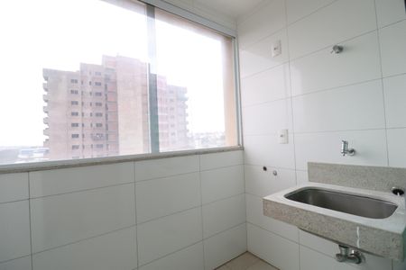 Apartamento para alugar com 137m², 3 quartos e 2 vagasÁrea de Serviço