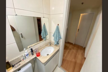 Apartamento à venda com 70m², 2 quartos e 1 vagaBanheiro