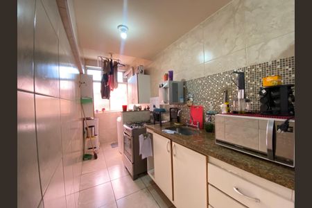 Apartamento à venda com 70m², 2 quartos e 1 vagaCozinha e Área de Serviço