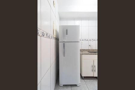 Apartamento para alugar com 50m², 2 quartos e 1 vaga Apartamento para alugar com 50m², 2 quartos e 1 vagaCozinha e Área de Serviço