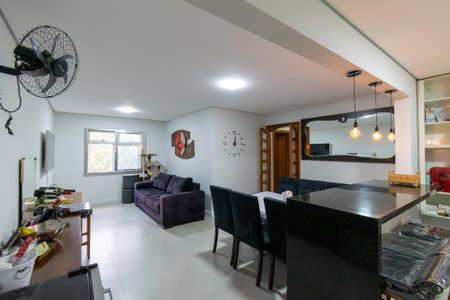 Apartamento à venda com 89m², 3 quartos e 1 vaga Apartamento à venda com 89m², 3 quartos e 1 vagaSala