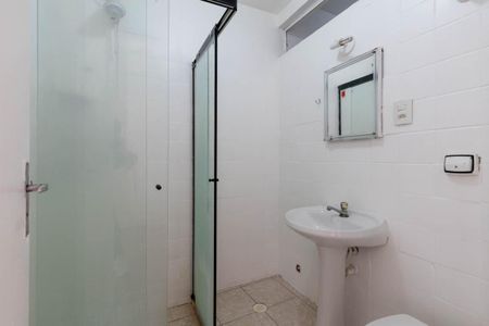 Apartamento à venda com 52m², 2 quartos e sem vaga Apartamento à venda com 52m², 2 quartos e sem vagaBanheiro