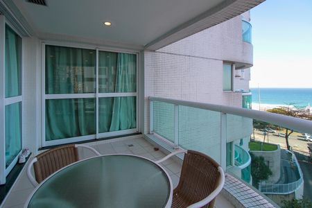 Apartamento à venda com 60m², 1 quarto e 1 vagaVaranda