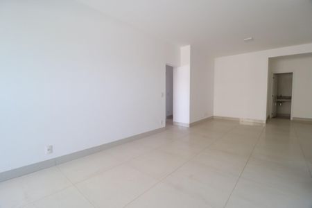 Apartamento para alugar com 137m², 3 quartos e 2 vagasSala
