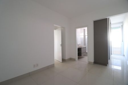 Apartamento para alugar com 137m², 3 quartos e 2 vagasQuarto 3 - Suíte