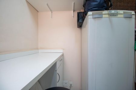 Apartamento à venda com 120m², 3 quartos e 2 vagas Apartamento à venda com 120m², 3 quartos e 2 vagasÁrea de Serviço