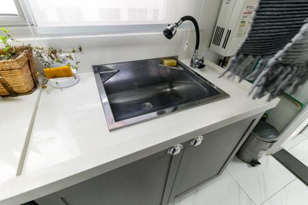 Apartamento à venda com 160m², 3 quartos e 2 vagas Apartamento à venda com 160m², 3 quartos e 2 vagasÁrea de Serviço