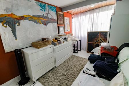 Apartamento à venda com 160m², 3 quartos e 2 vagas Apartamento à venda com 160m², 3 quartos e 2 vagasQuarto 1