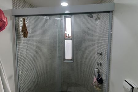 Apartamento à venda com 160m², 3 quartos e 2 vagas Apartamento à venda com 160m², 3 quartos e 2 vagasBanheiro da Suíte 2
