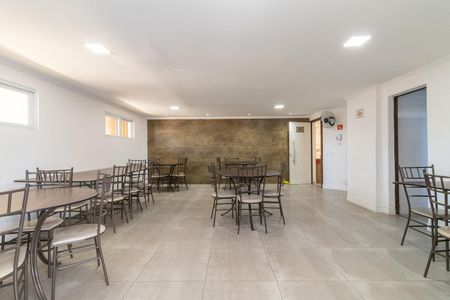 Apartamento para alugar com 60m², 2 quartos e 1 vagaÁrea comum - Salão de festas