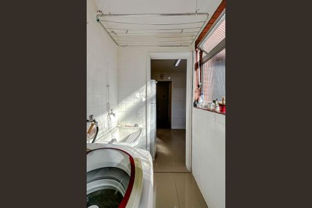 Apartamento à venda com 43m², 1 quarto e 1 vaga Apartamento à venda com 43m², 1 quarto e 1 vagaÁrea de Serviço