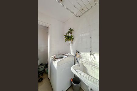 Apartamento à venda com 43m², 1 quarto e 1 vaga Apartamento à venda com 43m², 1 quarto e 1 vagaÁrea de Serviço