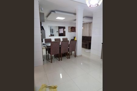 Casa à venda com 450m², 4 quartos e 2 vagasSala de Jantar