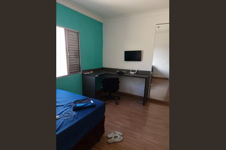 Casa à venda com 450m², 4 quartos e 2 vagasQuarto 3