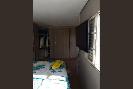 Casa à venda com 450m², 4 quartos e 2 vagasQuarto 4