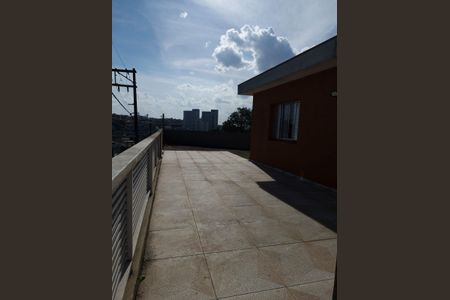 Varanda de casa à venda com 4 quartos, 450m² em Jardim Miriam, São Paulo