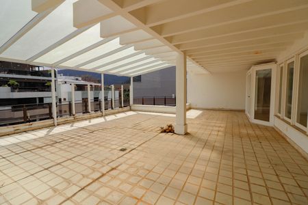 Apartamento para alugar com 626m², 4 quartos e 3 vagasVaranda do Quarto