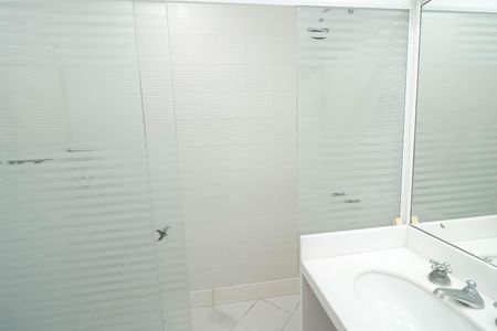 Apartamento para alugar com 626m², 4 quartos e 3 vagasBanheiro do Quarto 2