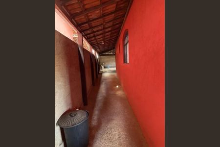 Quintal de casa para alugar com 3 quartos, 200m² em Córrego Ferreira, Brumadinho