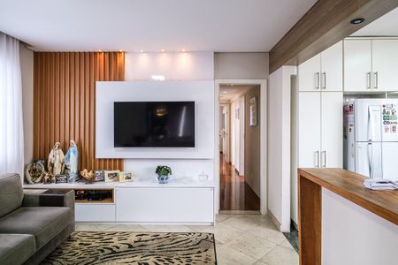 Apartamento à venda com 135m², 4 quartos e 3 vagas Apartamento à venda com 135m², 4 quartos e 3 vagasSala