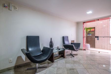 Apartamento à venda com 135m², 4 quartos e 3 vagas Apartamento à venda com 135m², 4 quartos e 3 vagasÁrea comum