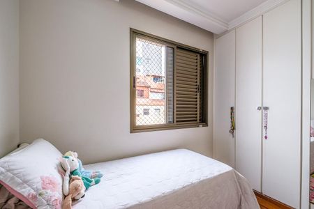 Apartamento à venda com 135m², 4 quartos e 3 vagas Apartamento à venda com 135m², 4 quartos e 3 vagasQuarto 3
