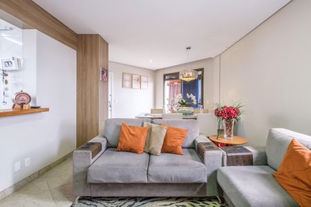 Apartamento à venda com 135m², 4 quartos e 3 vagas Apartamento à venda com 135m², 4 quartos e 3 vagasSala