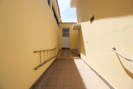 Casa à venda com 181m², 2 quartos e 2 vagasQuintal