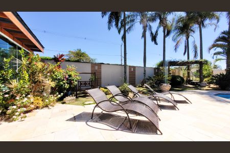 Casa de condomínio à venda com 700m², 5 quartos e 5 vagasPiscina