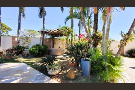 Casa de condomínio à venda com 700m², 5 quartos e 5 vagasJardim