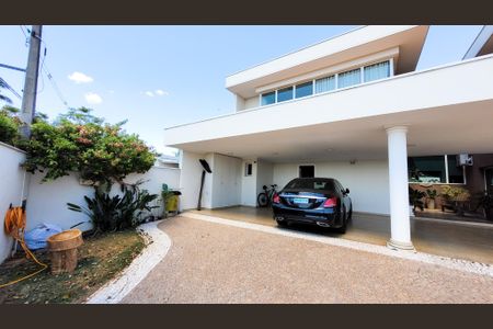Casa de condomínio à venda com 700m², 5 quartos e 5 vagasGaragem