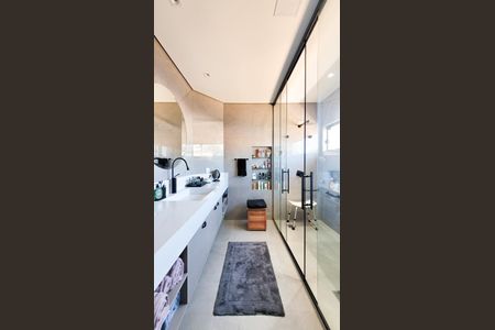 Casa de condomínio à venda com 700m², 5 quartos e 5 vagasBanheiro da Suíte 1